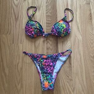 Leopard print bikini